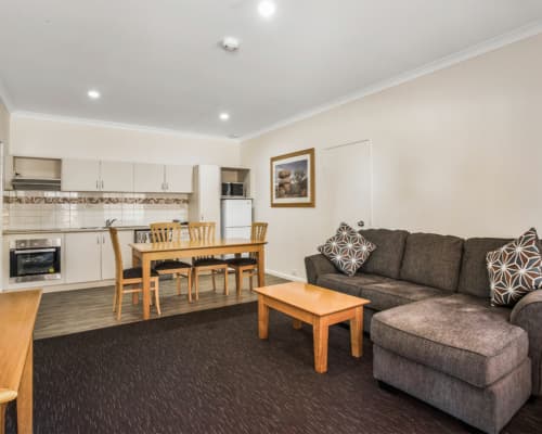 Karratha-1-bedroom-lounge-